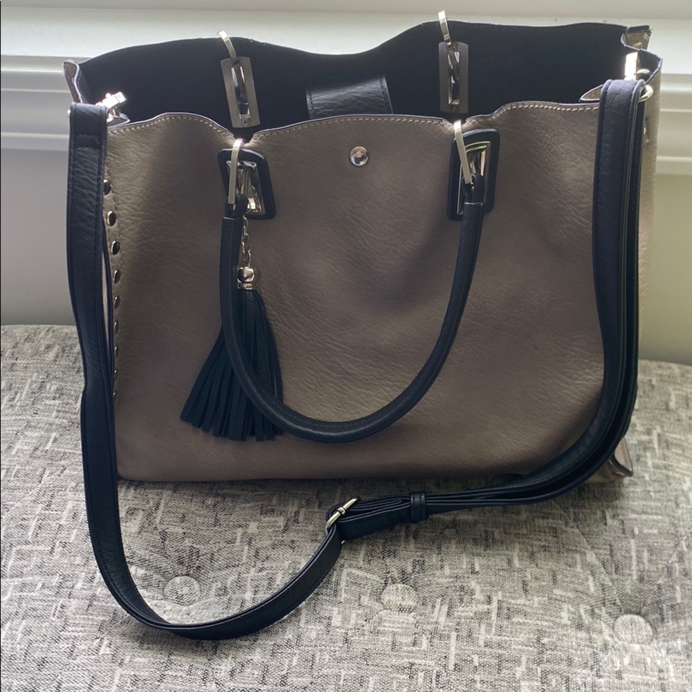 Chic Black and Tan Women's Tote Bag